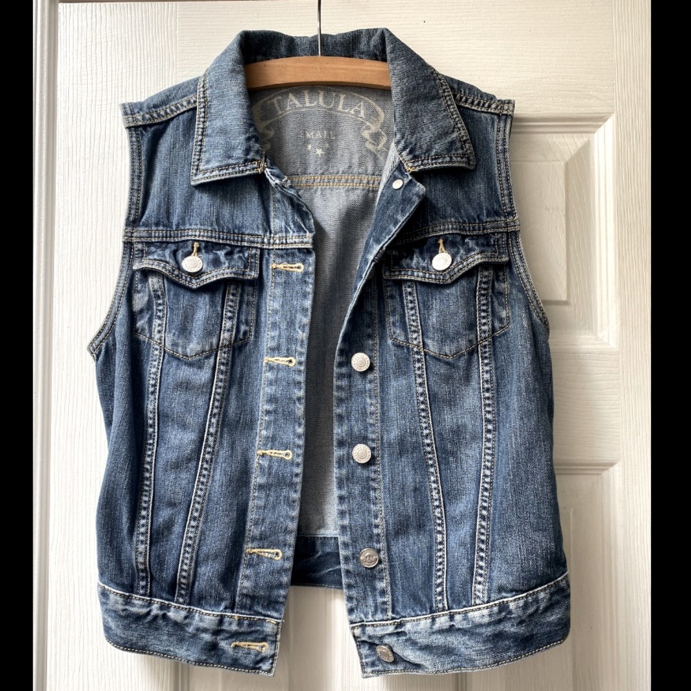 Aritzia Talula Jean Vest Size Small